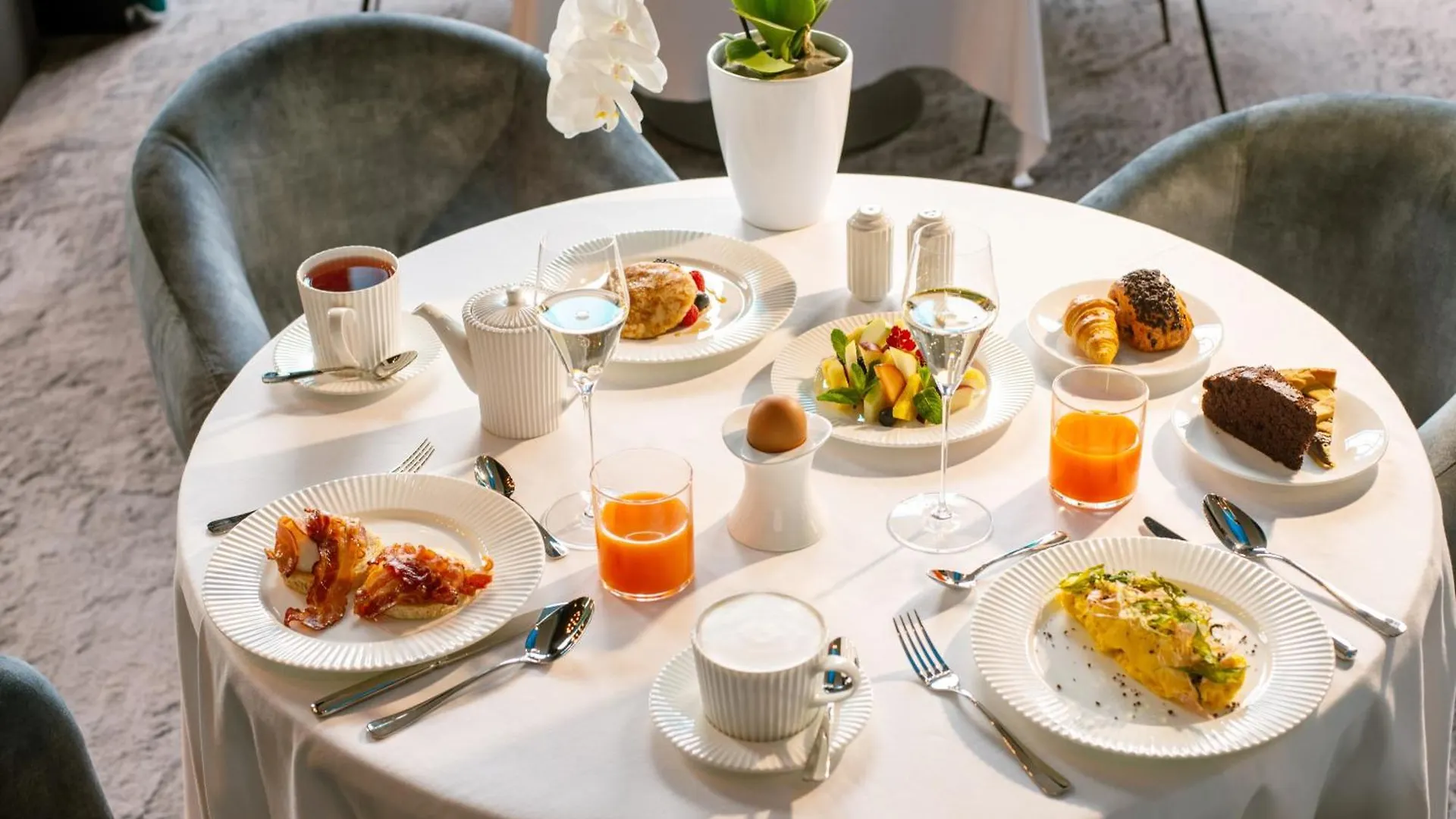 Nuvole Garden Hotel Brunate 5*,  Italia