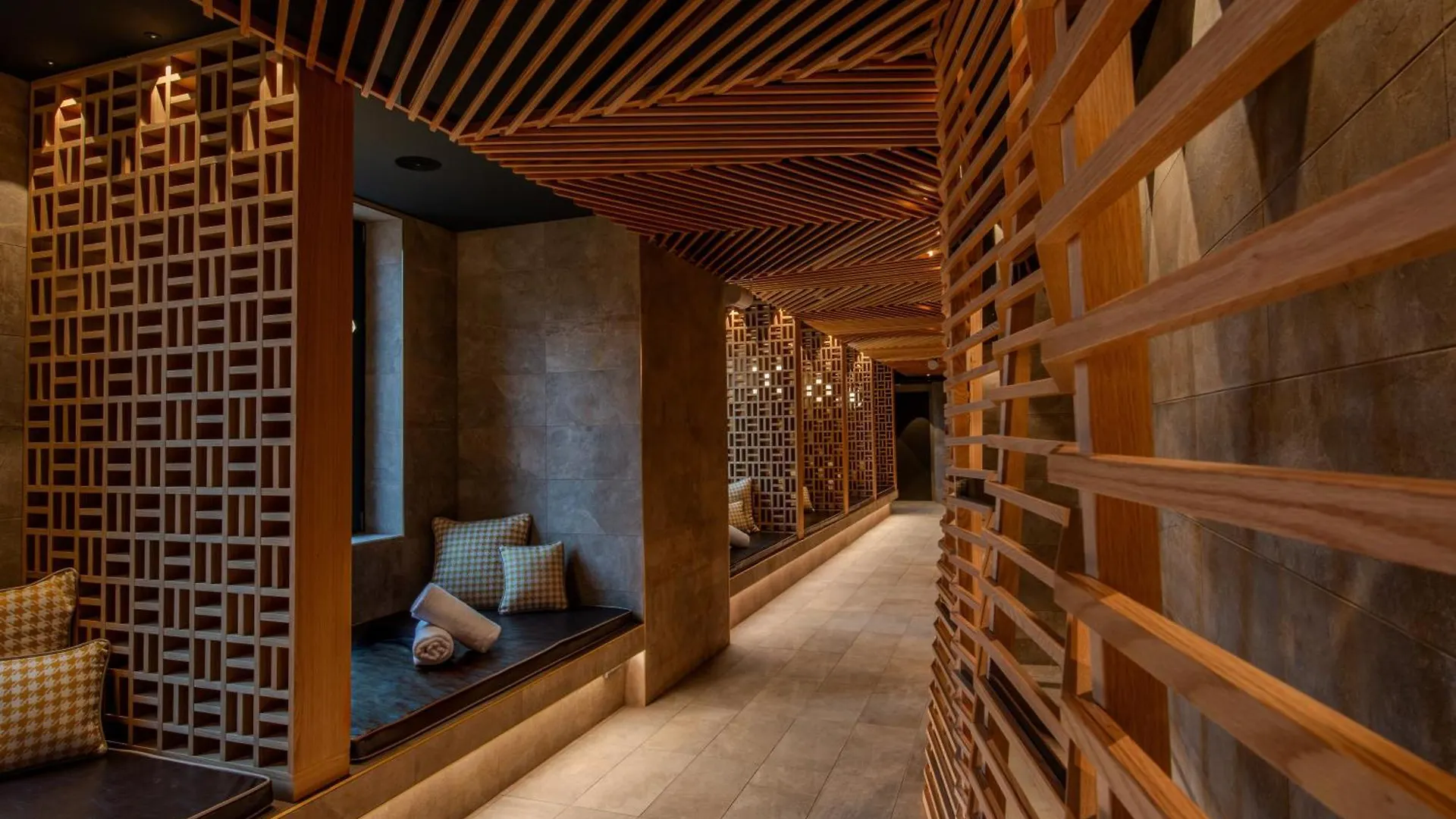 *****  Nuvole Garden Hotel Brunate Italia